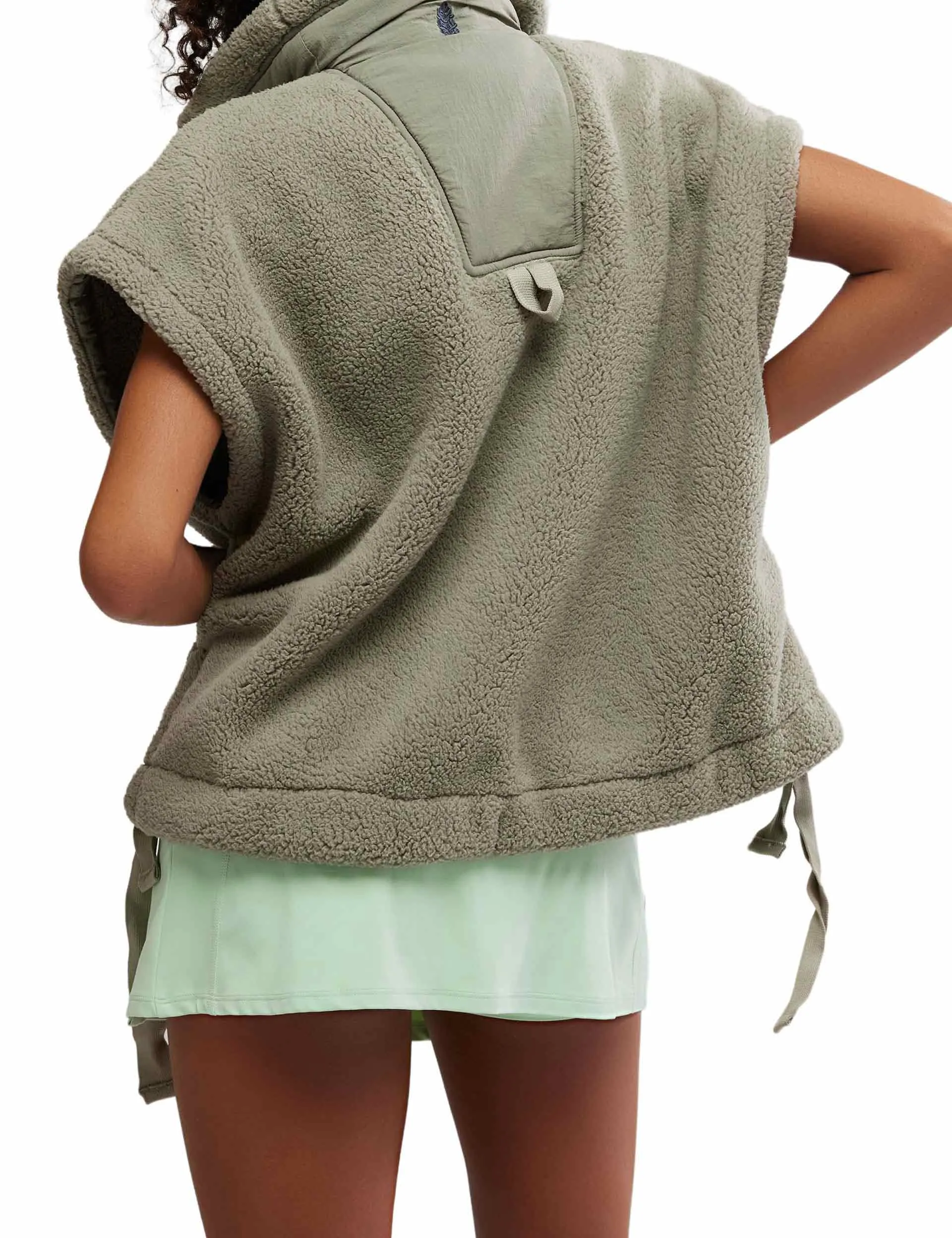 Scout It Out Fleece Vest - Sage Stone